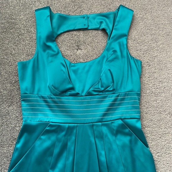 Turquoise dress - Picture 2 of 6